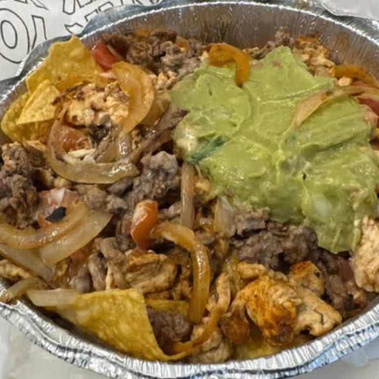 Loaded Nachos: A Tex-Mex Delight